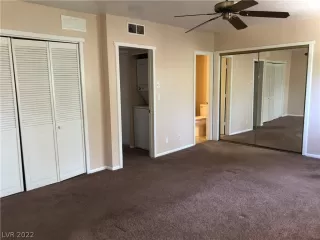 Photo #5: 2378511 Listing