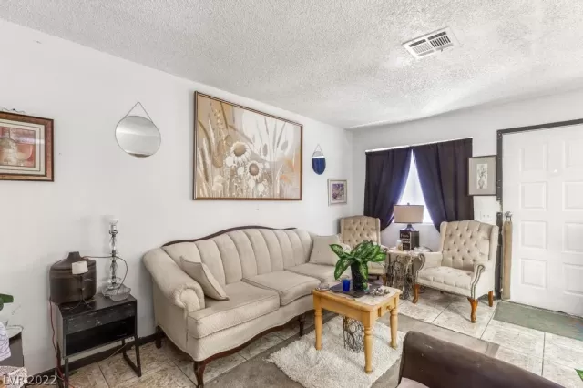 MLS: 2378520 Condo For Sale