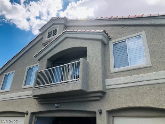 MLS: 2378537 Condo For Sale