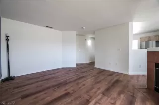 Photo #4: 2378561 Listing 