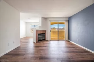 Photo #5: 2378561 Listing 