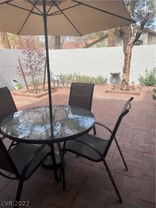 Photo #1: 2378570 Listing 