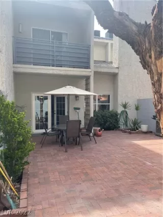 Photo #2: 2378570 Listing 