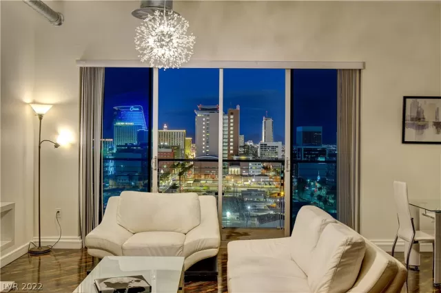 MLS: 2378584 Condo For Sale