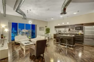 Photo #1: 2378584 Listing