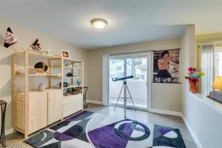 Photo #6: 2378591 Listing