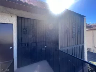 Photo #1: 2378596 Listing 