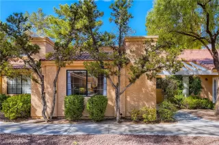 Photo #3: 2378623 Listing