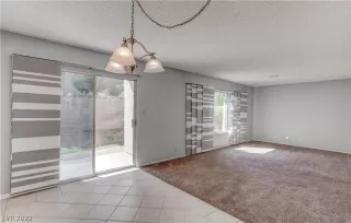 Photo #5: 2378633 Listing 