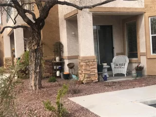 Photo #1: 2378643 Listing