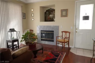 Photo #3: 2378643 Listing