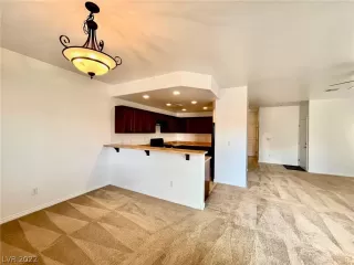 Photo #3: 2378664 Listing 