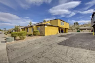 Photo #1: 2378681 Listing 