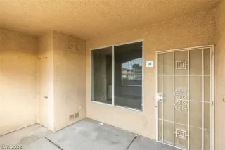 Photo #3: 2378696 Listing