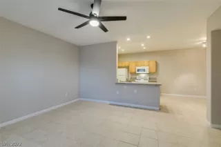 Photo #4: 2378696 Listing