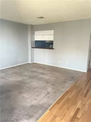 Photo #3: 2378711 Listing 