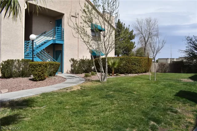 MLS: 2378742 Condo For Sale