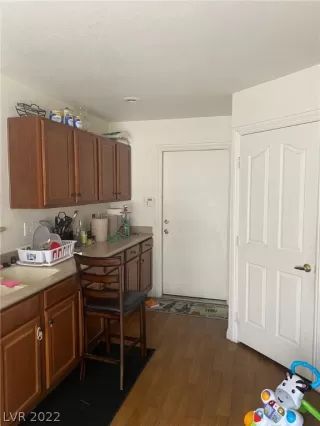 Photo #2: 2378769 Listing