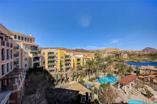 Photo #4: 2378826 Listing