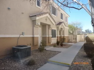 Photo #1: 2378831 Listing