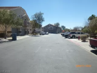 Photo #2: 2378831 Listing