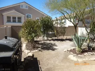 Photo #5: 2378831 Listing