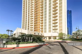 Photo #1: 2378862 Listing 