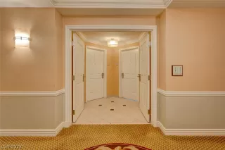 Photo #2: 2378862 Listing 