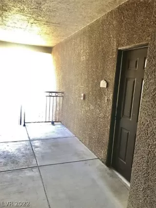 Photo #2: 2378866 Listing