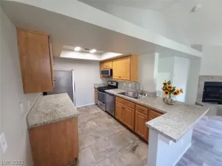 Photo #2: 2378879 Listing