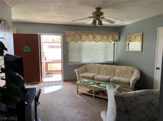 Photo #1: 2378923 Listing