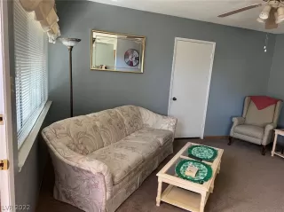 Photo #2: 2378923 Listing