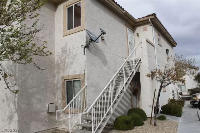 MLS: 2378925 Condo For Sale