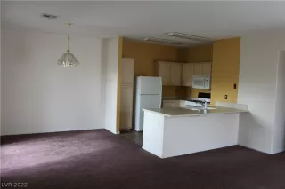 Photo #3: 2378925 Listing