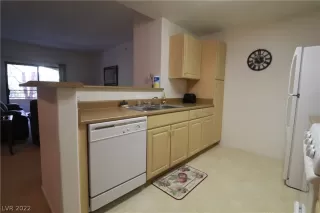 Photo #1: 2378929 Listing 