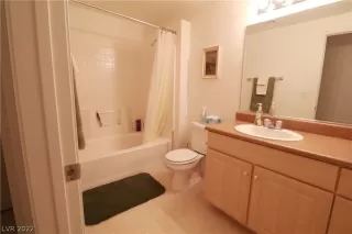 Photo #6: 2378929 Listing 