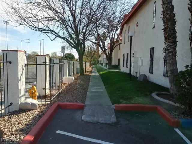 MLS: 2378977 Condo For Sale