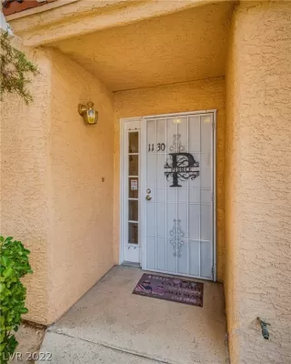 Photo #2: 2379012 Listing