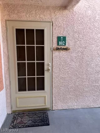 Photo #1: 2379030 Listing 