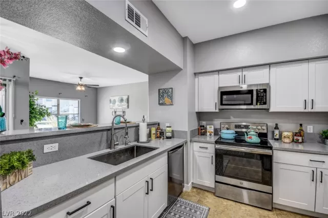 MLS: 2379048 Condo For Sale