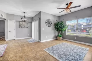 Photo #4: 2379048 Listing 