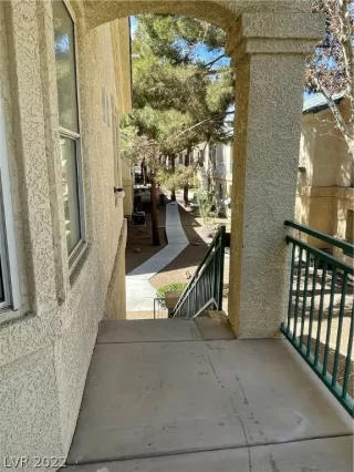 Photo #2: 2379056 Listing