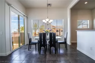 Photo #6: 2379061 Listing 