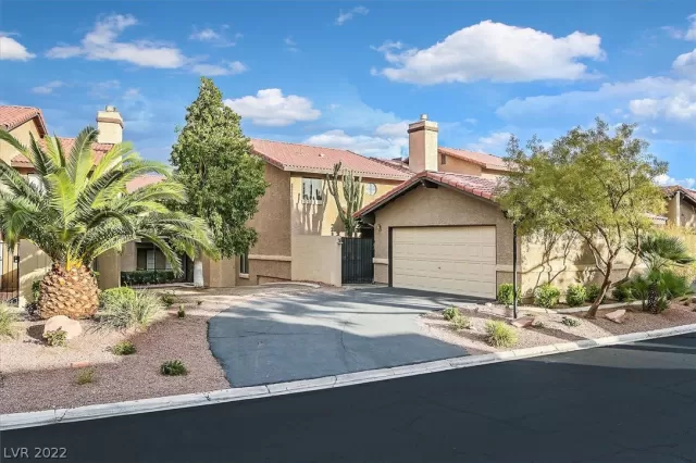 MLS: 2379126 Condo For Sale