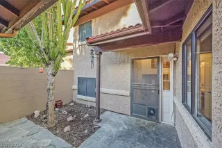 Photo #1: 2379126 Listing