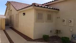 Photo #2: 2379155 Listing 