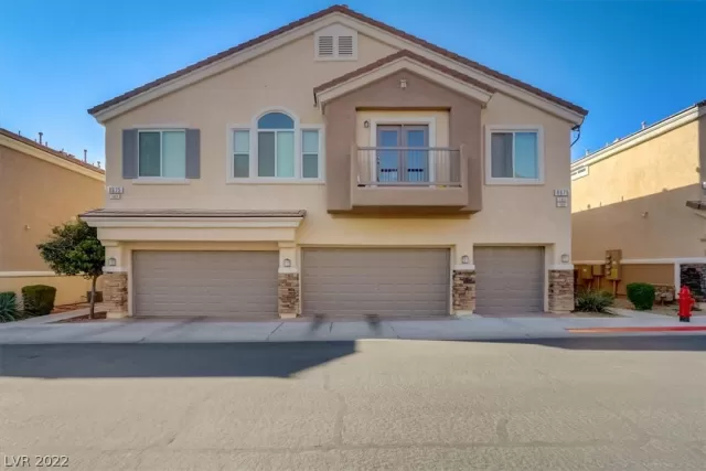 MLS: 2379168 Condo For Sale