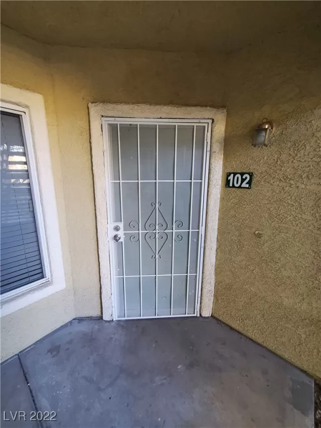 MLS: 2379196 Condo For Sale