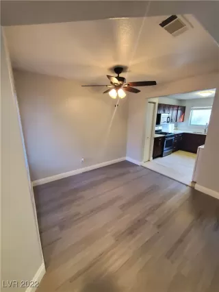 Photo #1: 2379196 Listing 