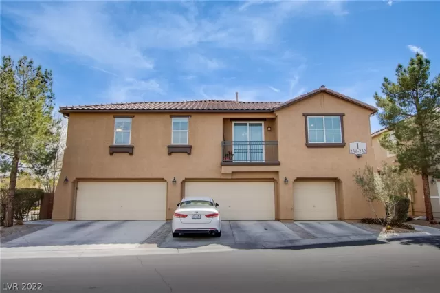 MLS: 2379199 Condo For Sale